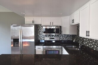 1259 Inverrary Ln in Palatine, IL - Building Photo - Building Photo