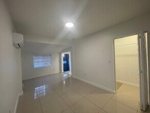 919 2nd St in West Palm Beach, FL - Building Photo - Building Photo