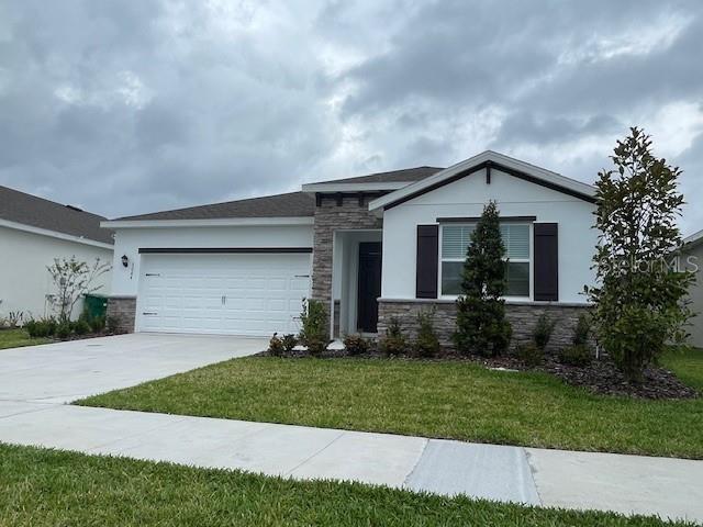 5084 Stokes Wy in Wildwood, FL - Building Photo