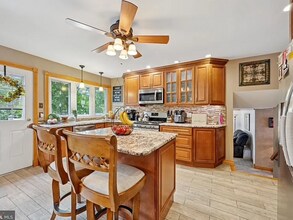 9813 Ferndale St in Philadelphia, PA - Building Photo - Building Photo