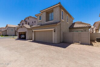 8430 W Lewis Ave in Phoenix, AZ - Building Photo - Building Photo