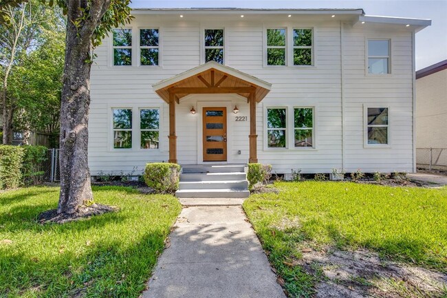 property at 2221 Rosewood St