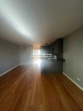 8450 Waukegan Rd, Unit 1 in Morton Grove, IL - Building Photo - Building Photo