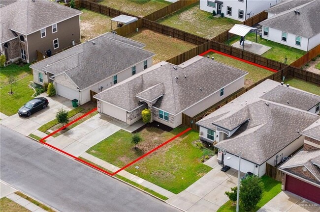 19 N 26th St in Hidalgo, TX - Building Photo - Building Photo