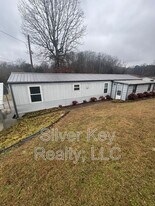 3000 Congress Pkwy S in Athens, TN - Building Photo