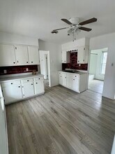 28 7th Ave, Unit #2 in Gloversville, NY - Building Photo - Building Photo