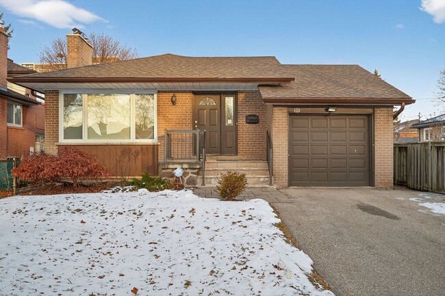 property at 80 Guernsey Dr