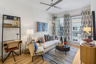 Surfside at Sapphire Bay in Rowlett, TX - Foto de edificio - Building Photo