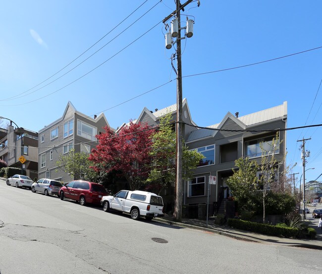Alder Bay Place in Vancouver, BC - Building Photo - Primary Photo