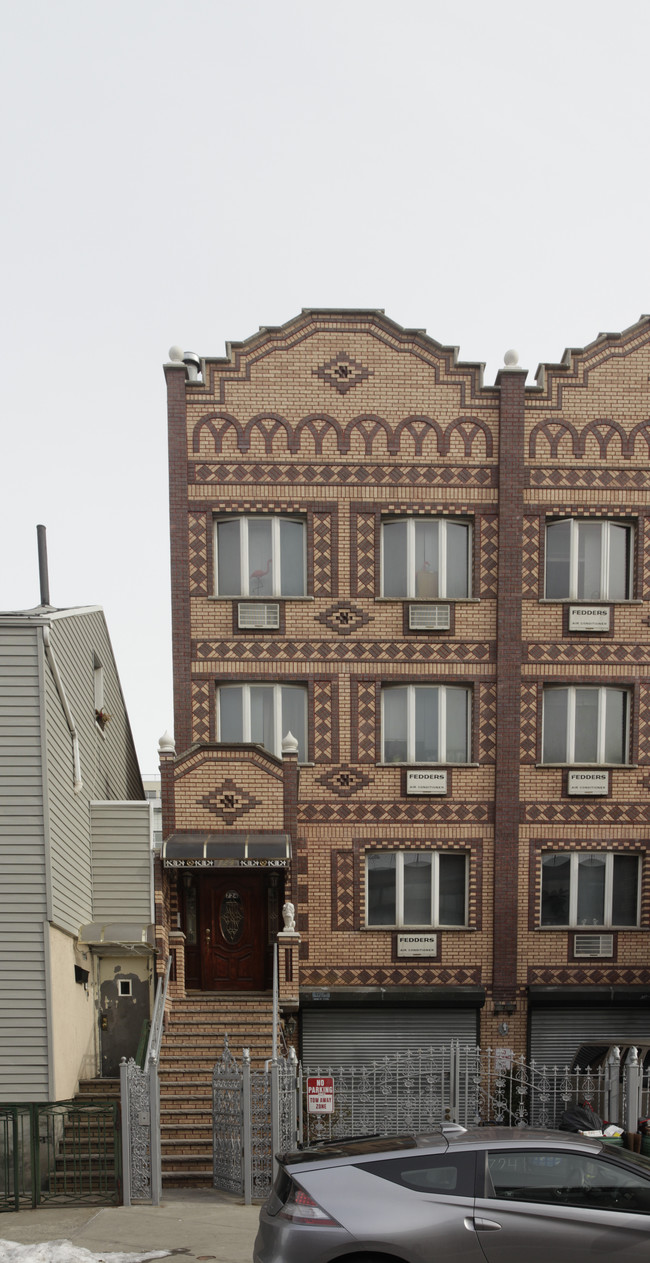 724 Leonard St in Brooklyn, NY - Foto de edificio - Building Photo