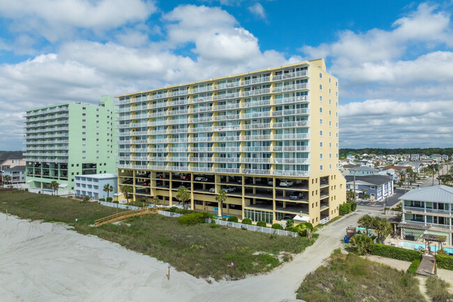 Sunrise Pointe in North Myrtle Beach, SC - Foto de edificio - Building Photo