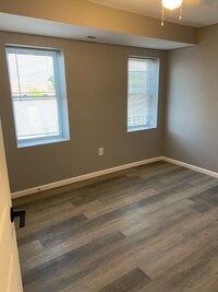 6 S Franklintown Rd photo'