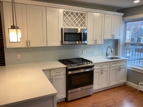 29 Chelsea St in Boston, MA - Building Photo - Building Photo