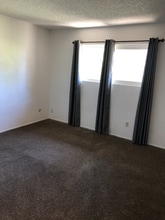 4414 Culebra Ave in Santa Rosa, CA - Foto de edificio - Building Photo