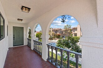 6801 El Fuerte St in Carlsbad, CA - Building Photo - Building Photo