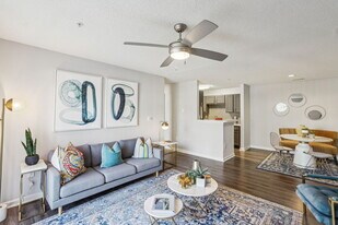 Peaks Landing in Conyers, GA - Building Photo