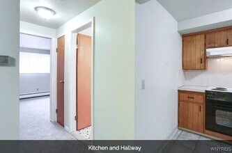 7 Sheridan Dr in Tonawanda, NY - Building Photo - Building Photo