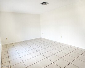 699 110th Ave N in Naples, FL - Building Photo - Building Photo