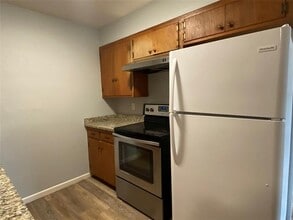 550 E N 18th St in Abilene, TX - Building Photo - Building Photo