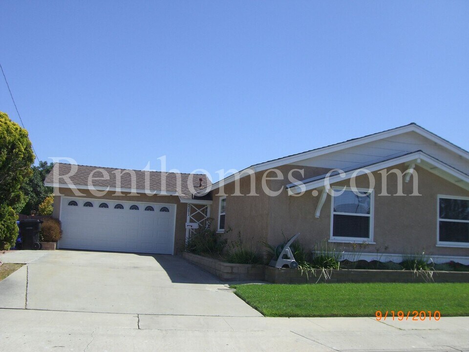 5281 Constitution Rd in San Diego, CA - Building Photo
