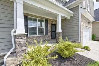 108 Magnolia Petal Dr in Elgin, SC - Building Photo - Building Photo