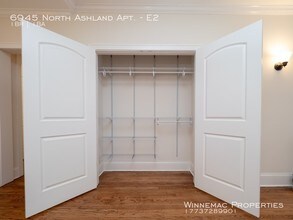 6945 N Ashland Ave-Unit -E2 in Chicago, IL - Foto de edificio - Building Photo
