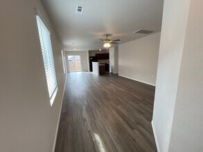 1724 Aspen St in Springdale, AR - Foto de edificio - Building Photo