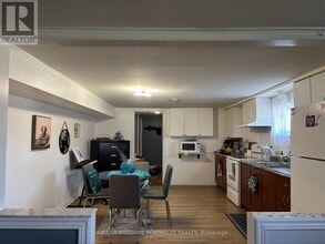 7841 Martin Grove Rd in Vaughan, ON - Building Photo - Building Photo