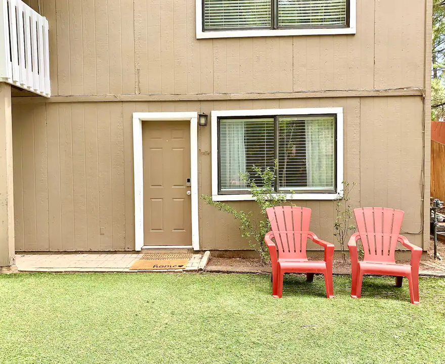 3440 S Walkup Dr, Unit Apartment in the Pines in Flagstaff, AZ - Building Photo