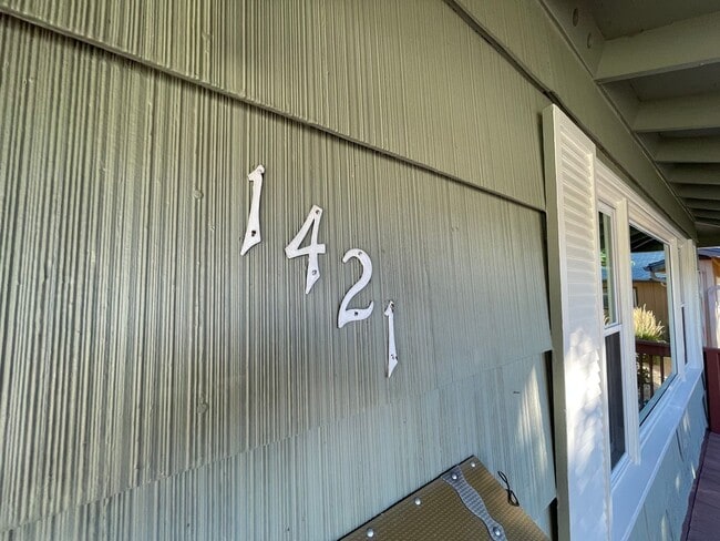 property at 1421 Samuel Way