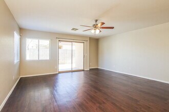2627 S 84th Gln in Tolleson, AZ - Building Photo - Building Photo