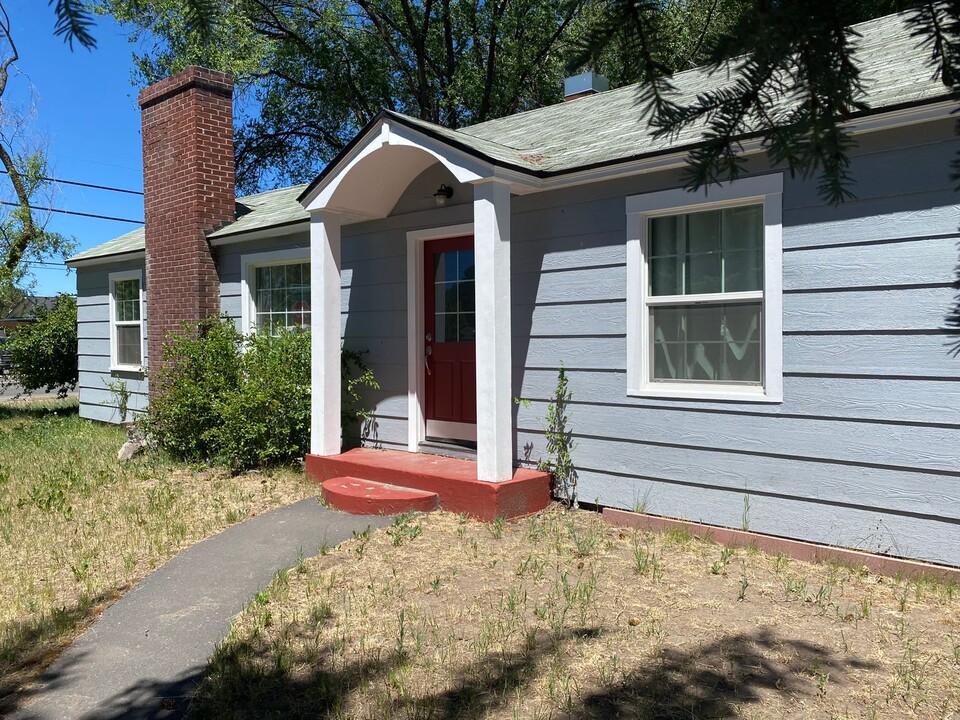 5409 Independence Ave in Klamath Falls, OR - Building Photo