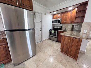 2601 S Course Dr in Pompano Beach, FL - Building Photo - Building Photo