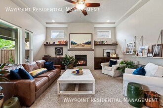 1220 W Legarreta Dr in Meridian, ID - Building Photo - Building Photo