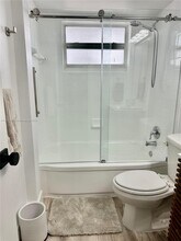 1300 Lincoln Rd in Miami Beach, FL - Building Photo - Building Photo
