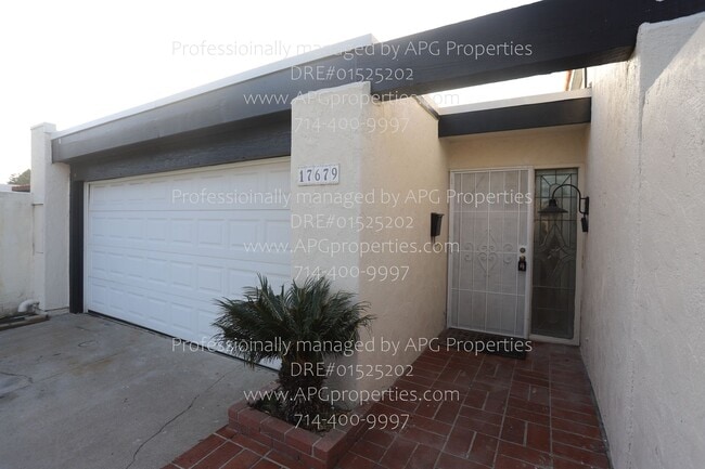 17679 San Vicente St in Fountain Valley, CA - Building Photo - Building Photo