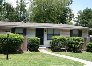 Forest Ridge Apartments in Augusta, GA - Building Photo - Building Photo