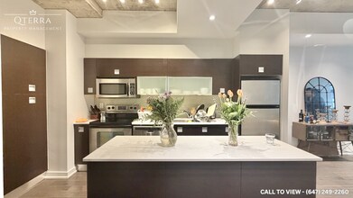 10 Morrison St in Toronto, ON - Building Photo - Building Photo