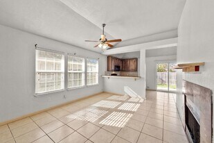 8510 Gatlinburg Dr in Fort Worth, TX - Building Photo