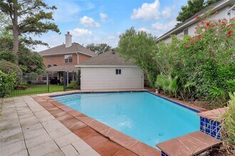 14107 Edinburgh Ct in Houston, TX - Building Photo - Building Photo