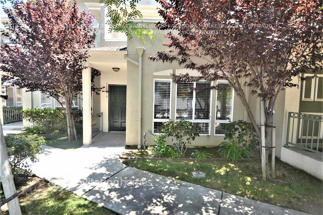 property at 12076 S Broadway