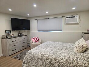 5 Lancelot Court in Salem, NH - Building Photo - Building Photo