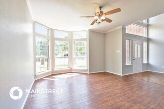 8105 Fireside Dr in North Richland Hills, TX - Building Photo - Building Photo