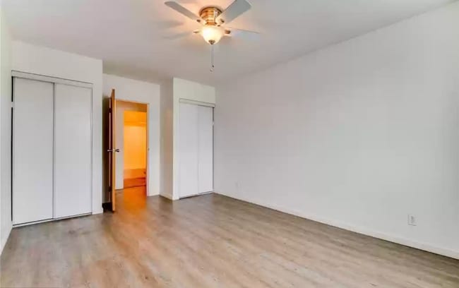 2500 Blaisdell Ave, Unit 208 in Minneapolis, MN - Foto de edificio - Building Photo