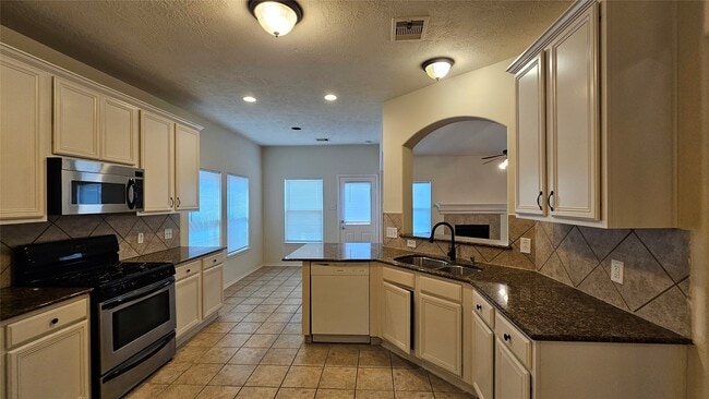 1806 Vernal Glen Cir
