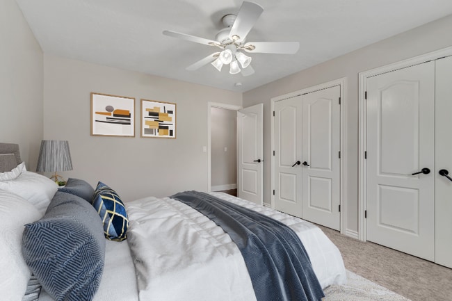 2154 Wasatch Blvd in Sandy, UT - Building Photo - Building Photo