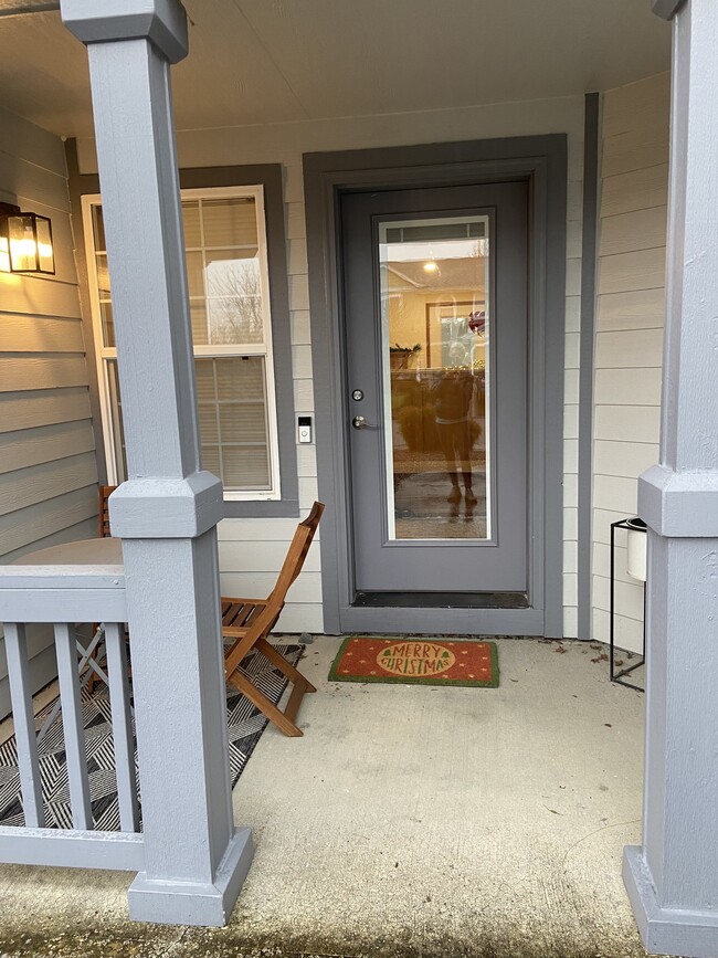 318 NW 12th St in Battle Ground, WA - Foto de edificio - Building Photo