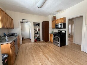12 Braemore Rd in Boston, MA - Building Photo - Building Photo
