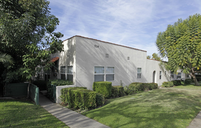 523-529 S Walnut Ave in Brea, CA - Building Photo - Building Photo