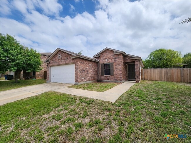 372 Copper Path Dr in New Braunfels, TX - Building Photo - Building Photo